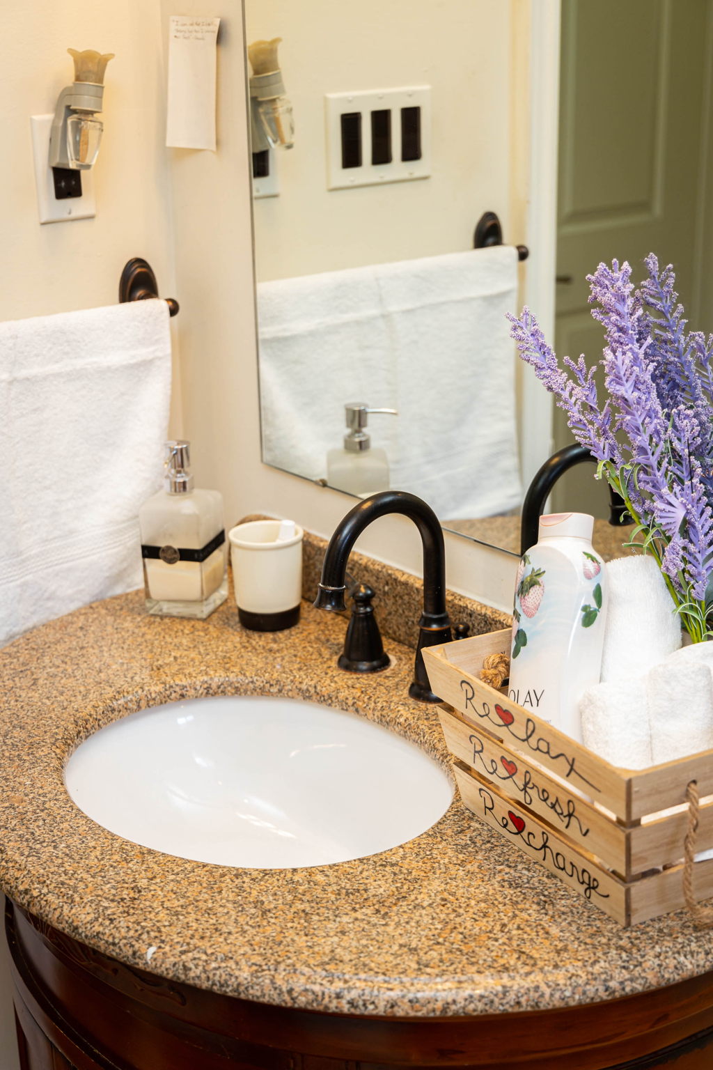 Toronto property showcase — delivered property photograph 36