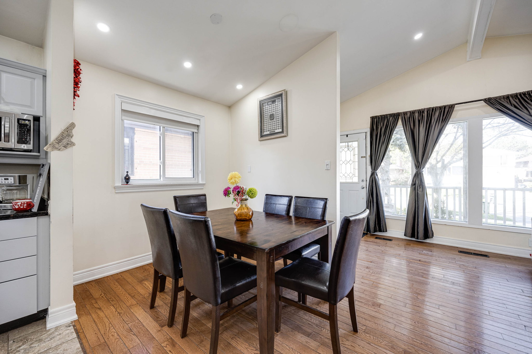 Toronto property showcase — delivered property photograph 7
