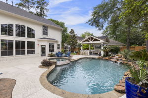  Photo 64