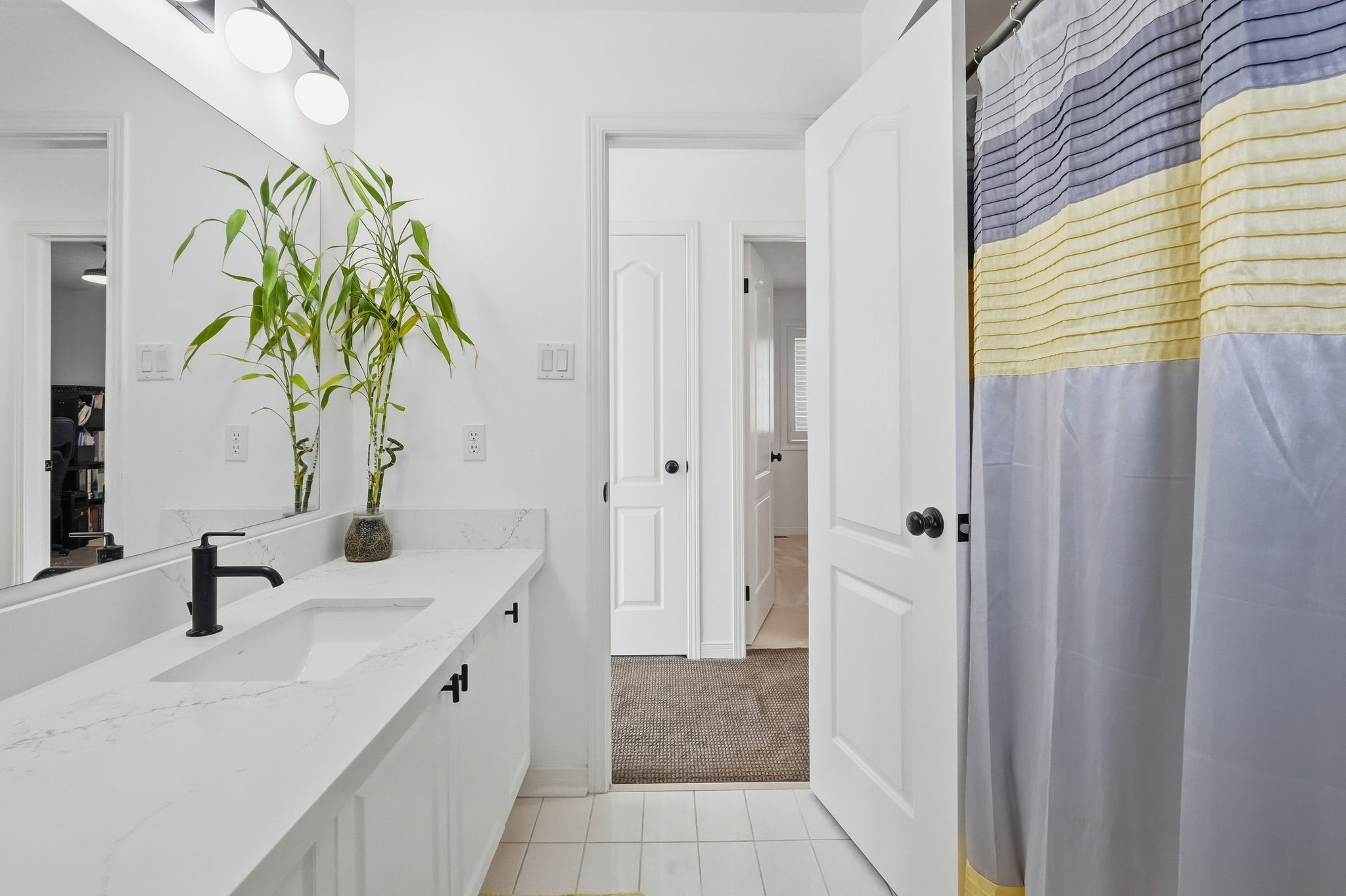  Photo 35