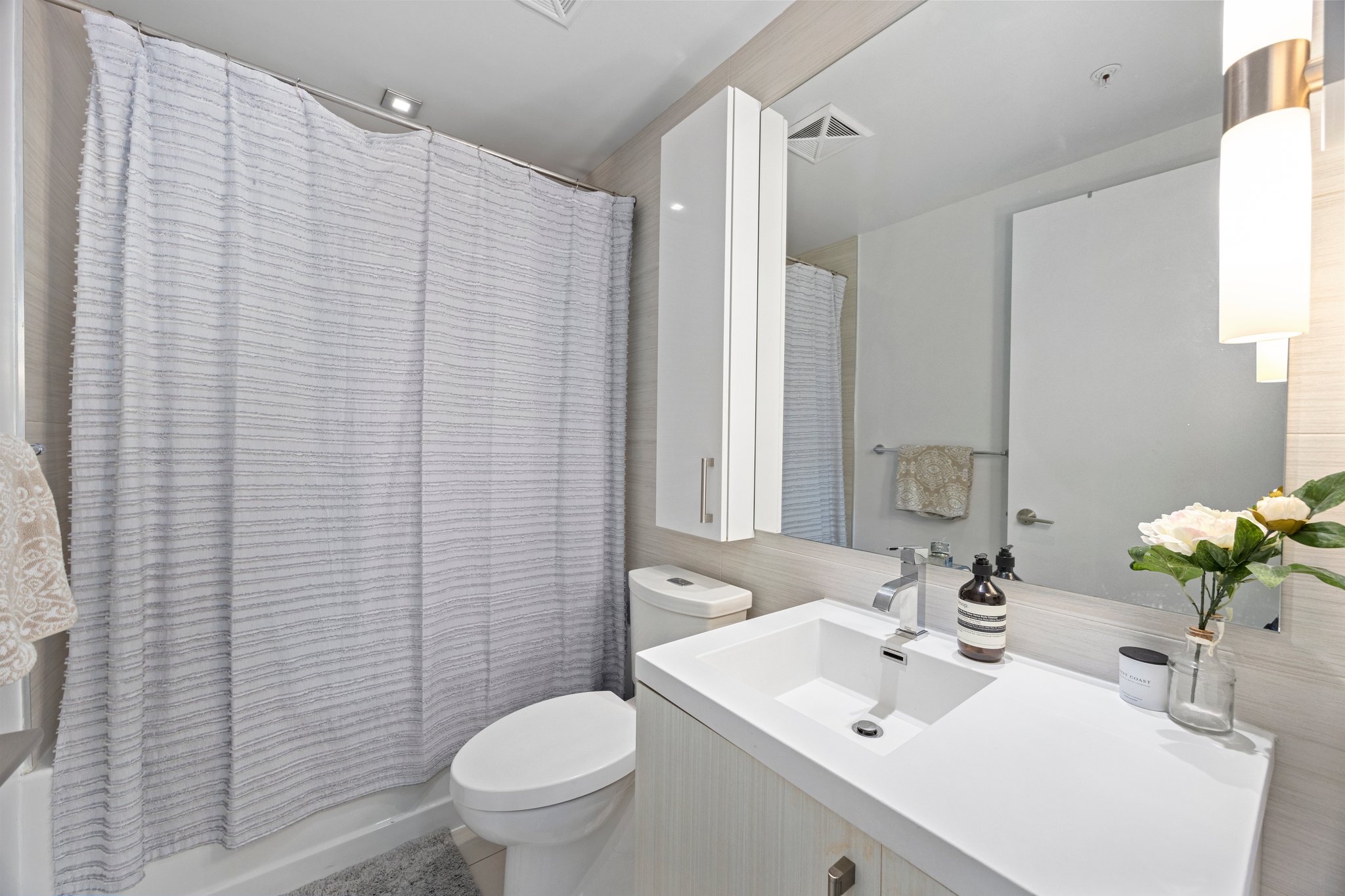 Toronto property showcase — delivered property photograph 13