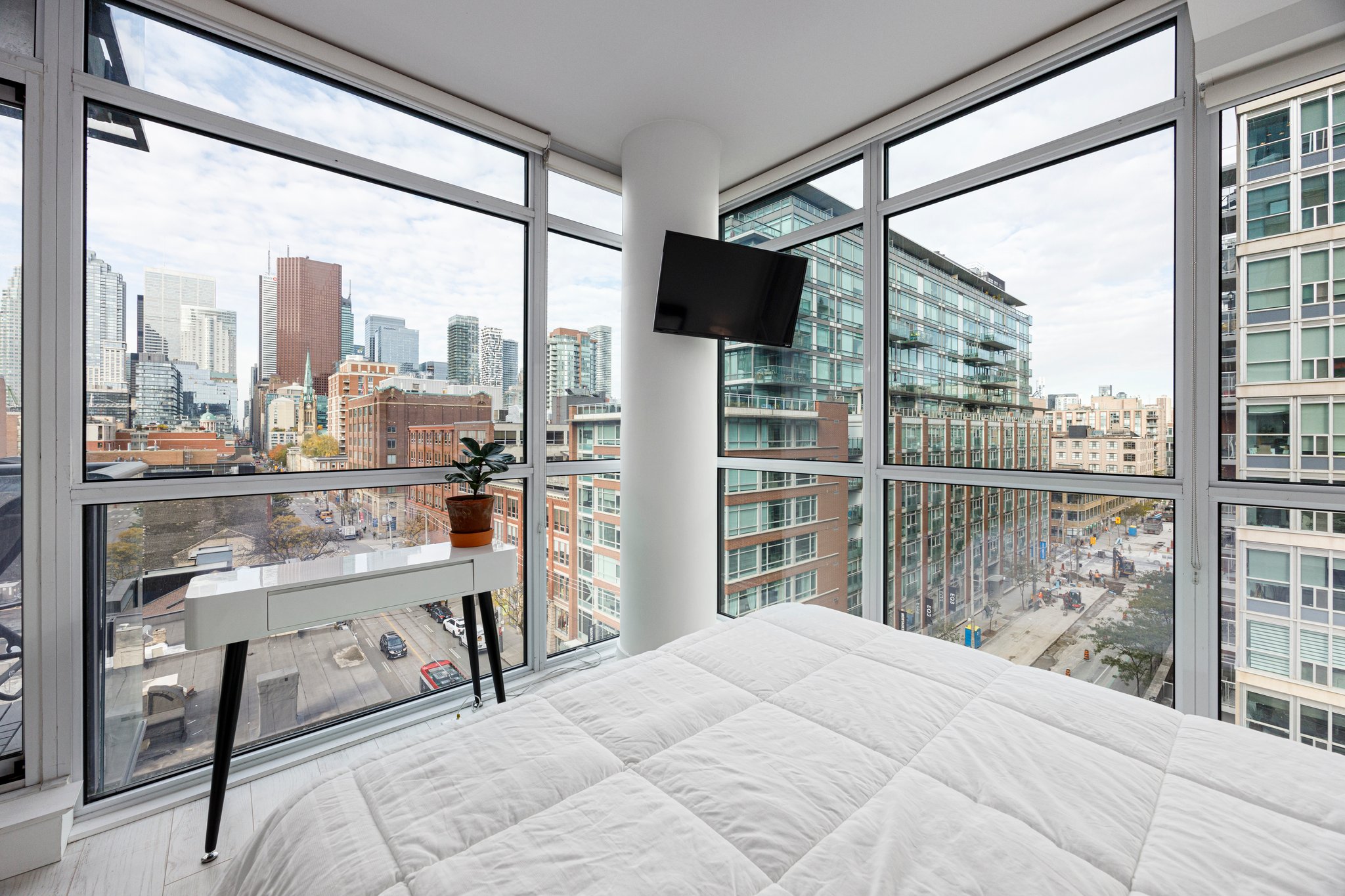 Toronto property showcase — delivered property photograph 10