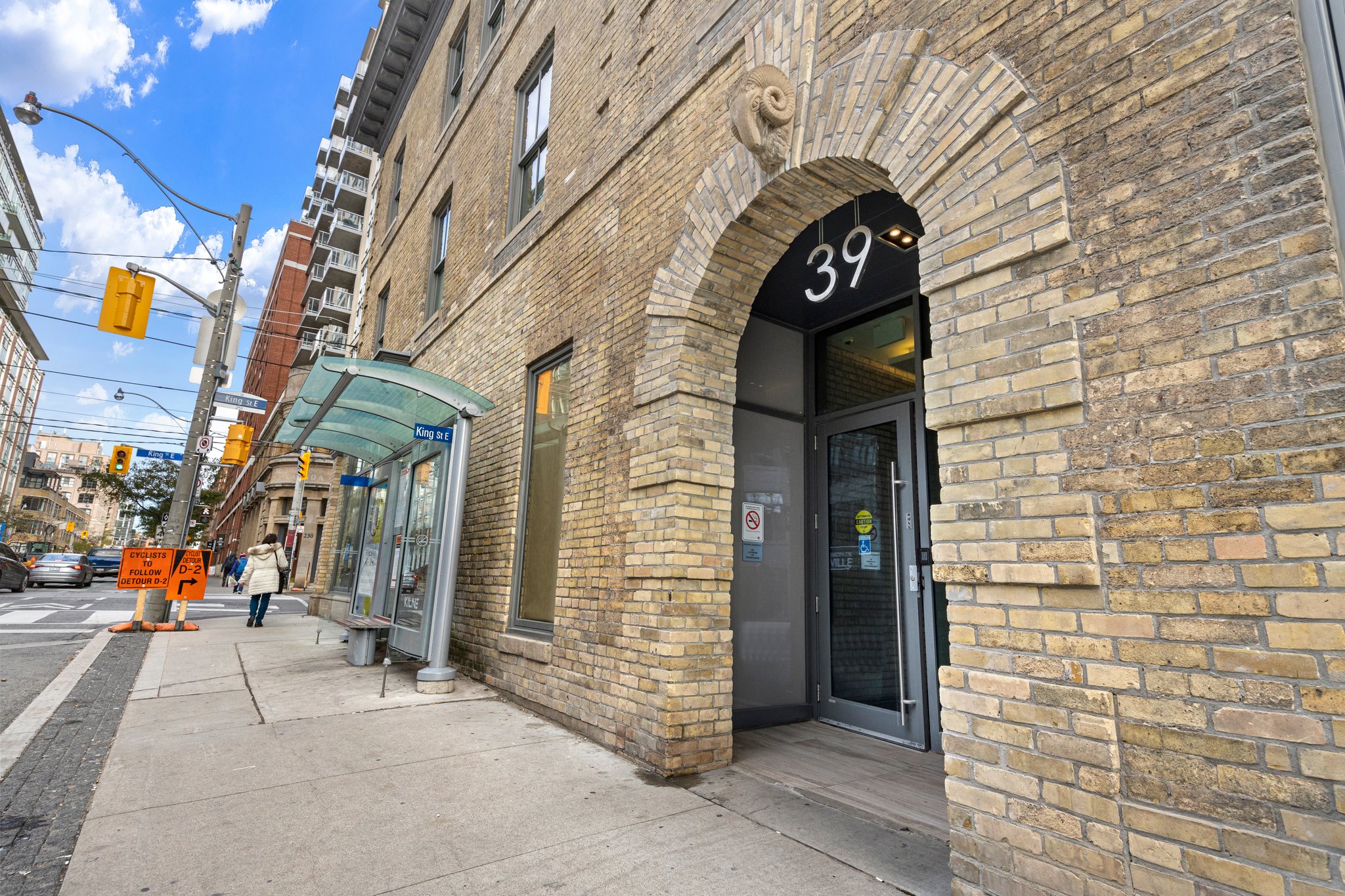 Toronto property showcase — delivered property photograph 19