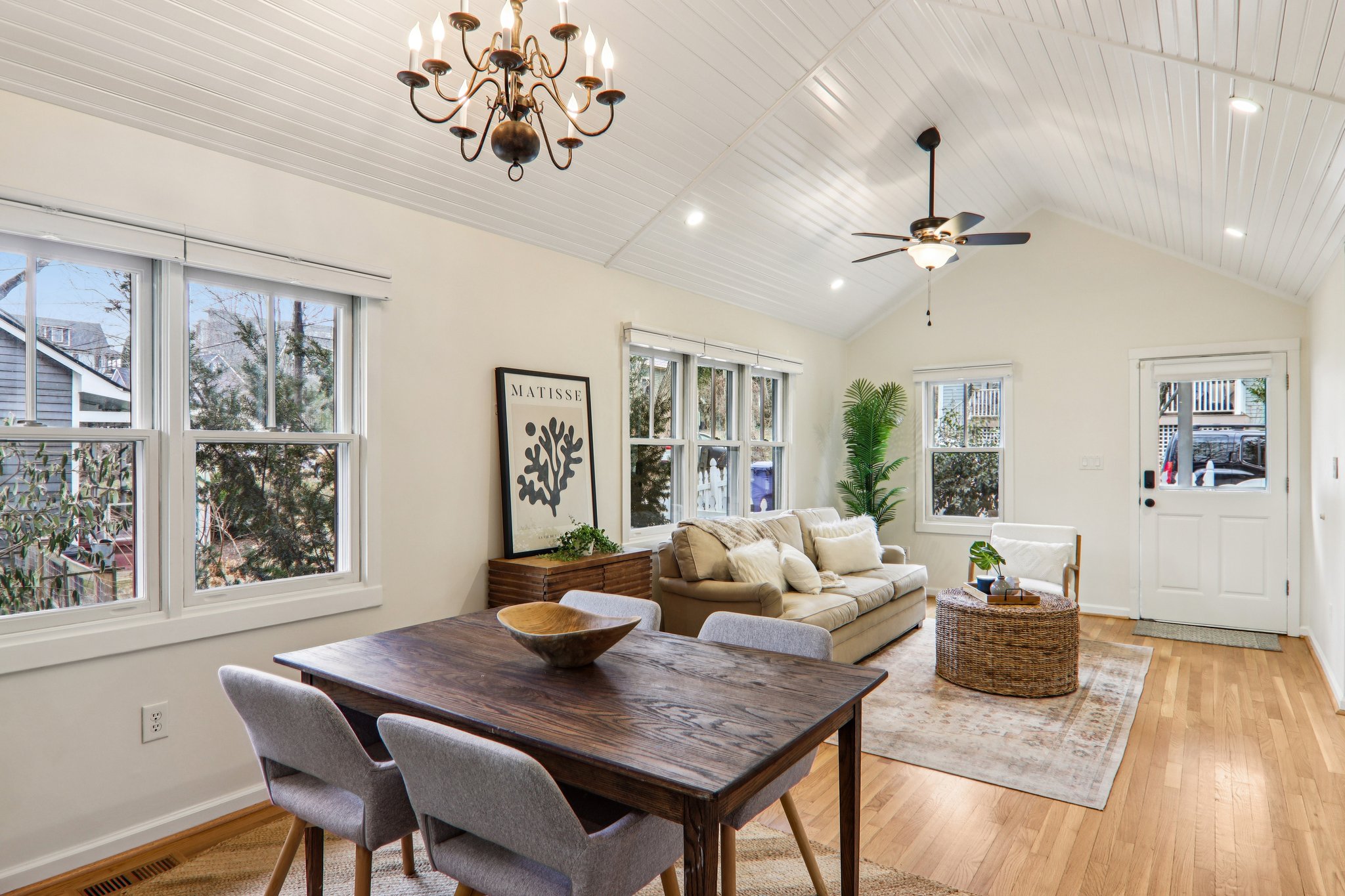 interior refresh 39 Short St-S1601-010.jpg