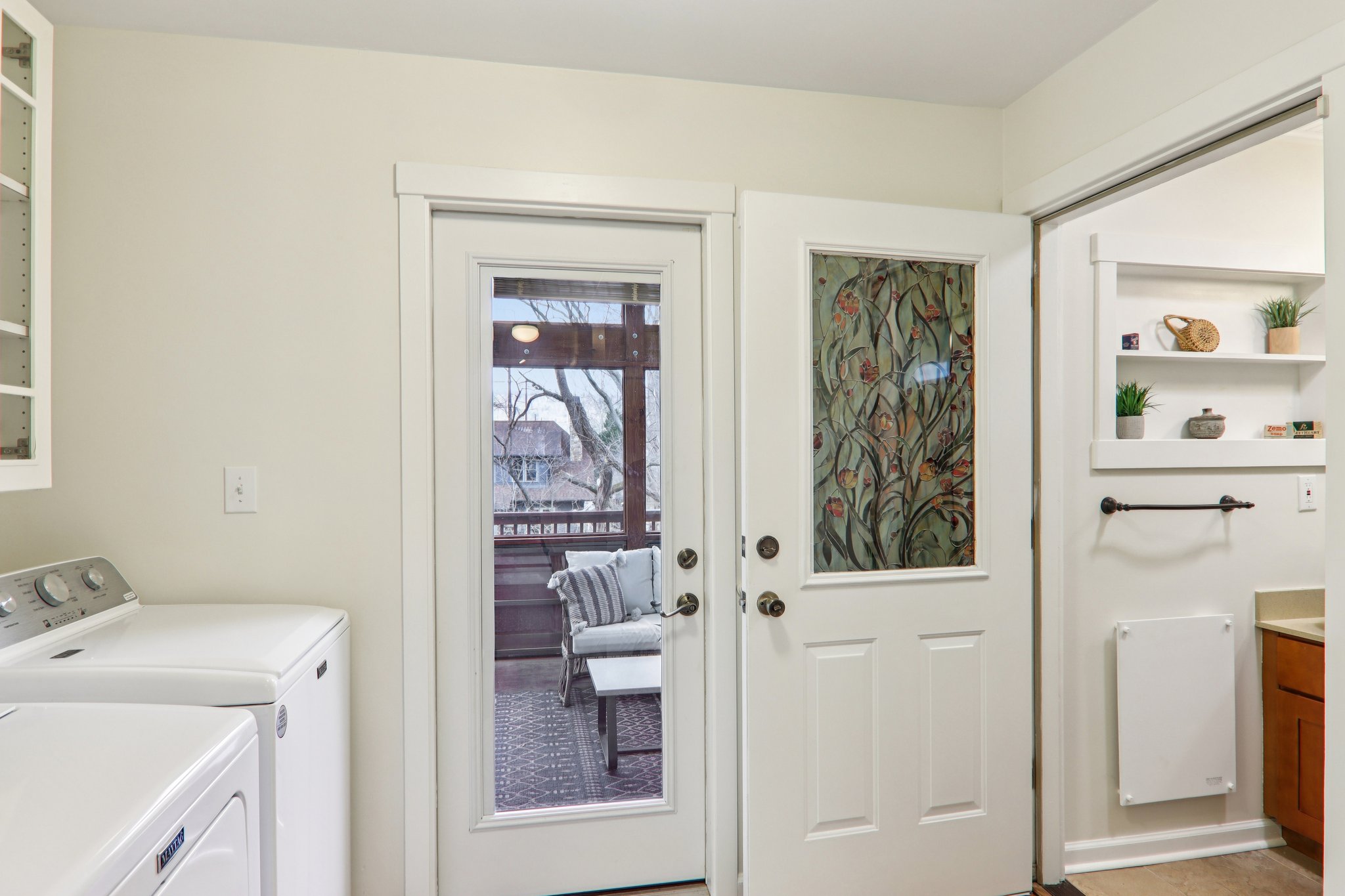 interior refresh 39 Short St-S1601-024.jpg