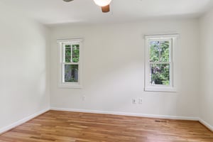 Short St-S2606-034.jpg