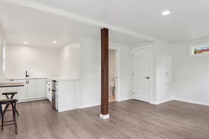Short St-S2606-040.jpg