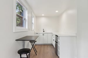 Short St-S2606-043.jpg