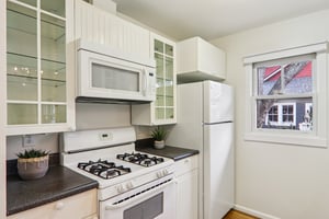 interior refresh 39 Short St-S1601-020.jpg