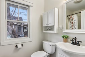 interior refresh 39 Short St-S1601-030.jpg