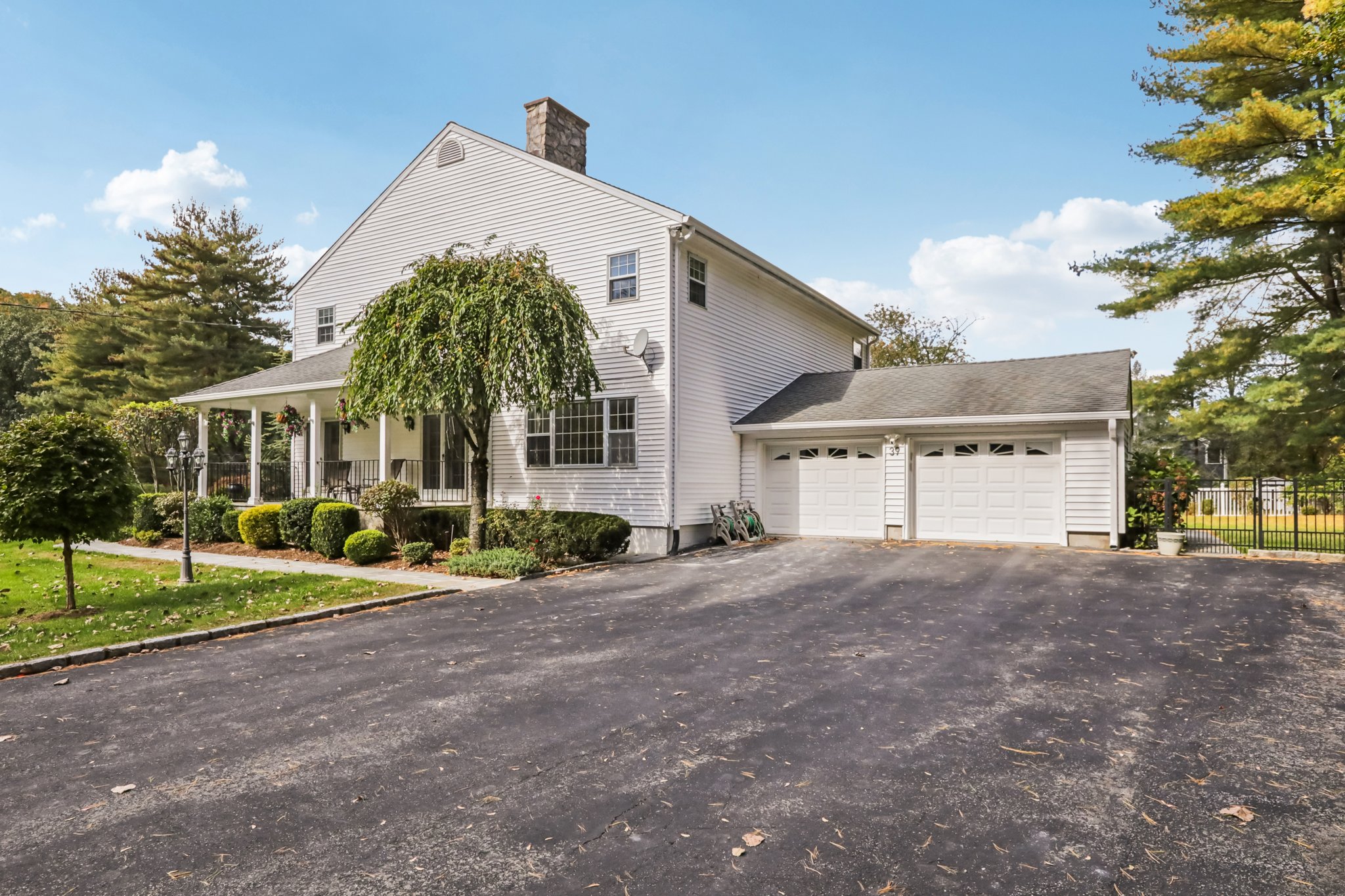 Virginia Ln-S1110-072.jpg