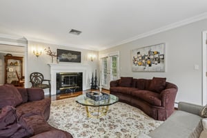 Virginia Ln-S1110-019.jpg