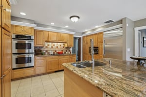 Virginia Ln-S1110-028.jpg