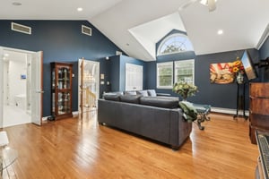 Virginia Ln-S1110-039.jpg