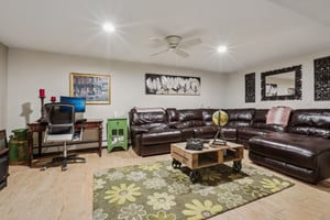 Virginia Ln-S1110-062.jpg