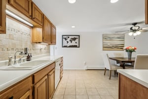 Virginia Ln-S1110-064.jpg