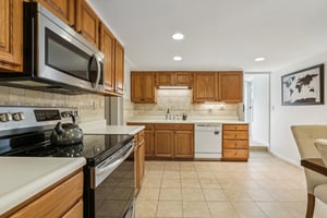 Virginia Ln-S1110-065.jpg