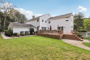 Virginia Ln-S1110-074.jpg
