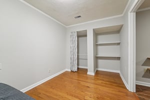 Winehurst Rd-L1007-014.jpg