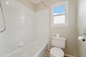 Winehurst Rd-L1007-027.jpg