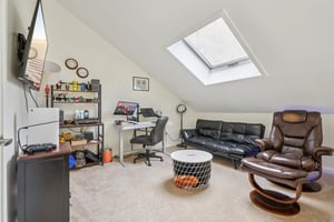 Lynetree Dr-S2008-024.jpg