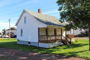  Photo 0