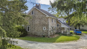  Photo 46