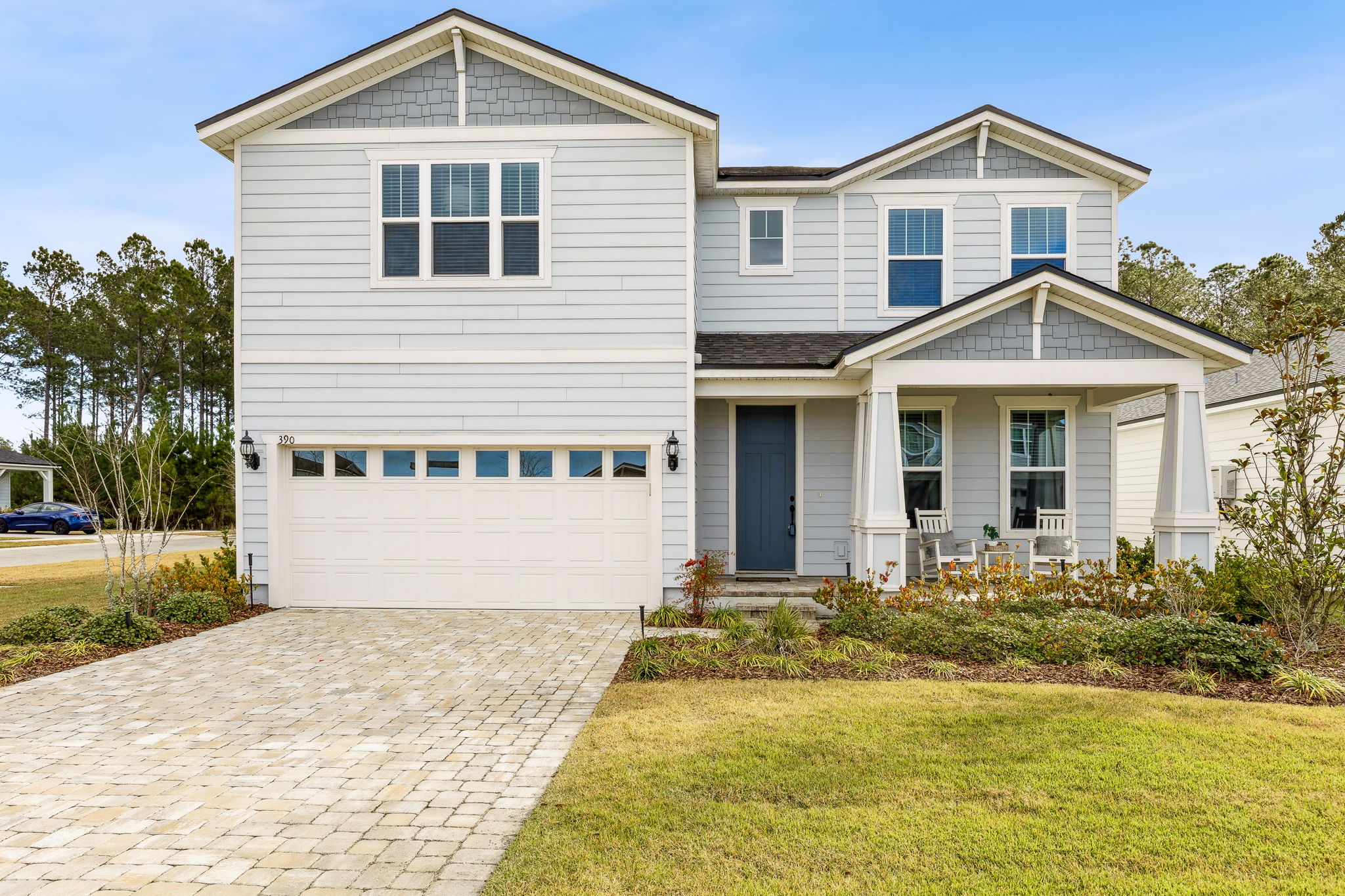 Welcome to 390 Saw Palmetto St