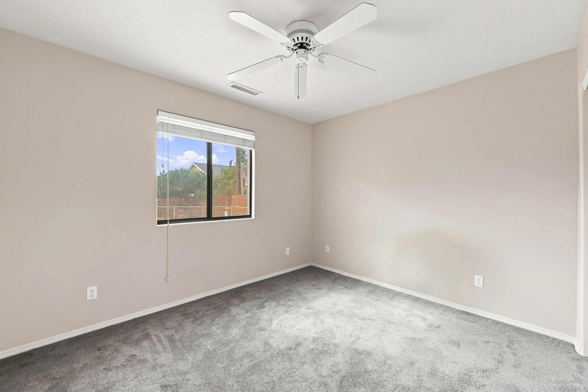 Bedroom 2-2