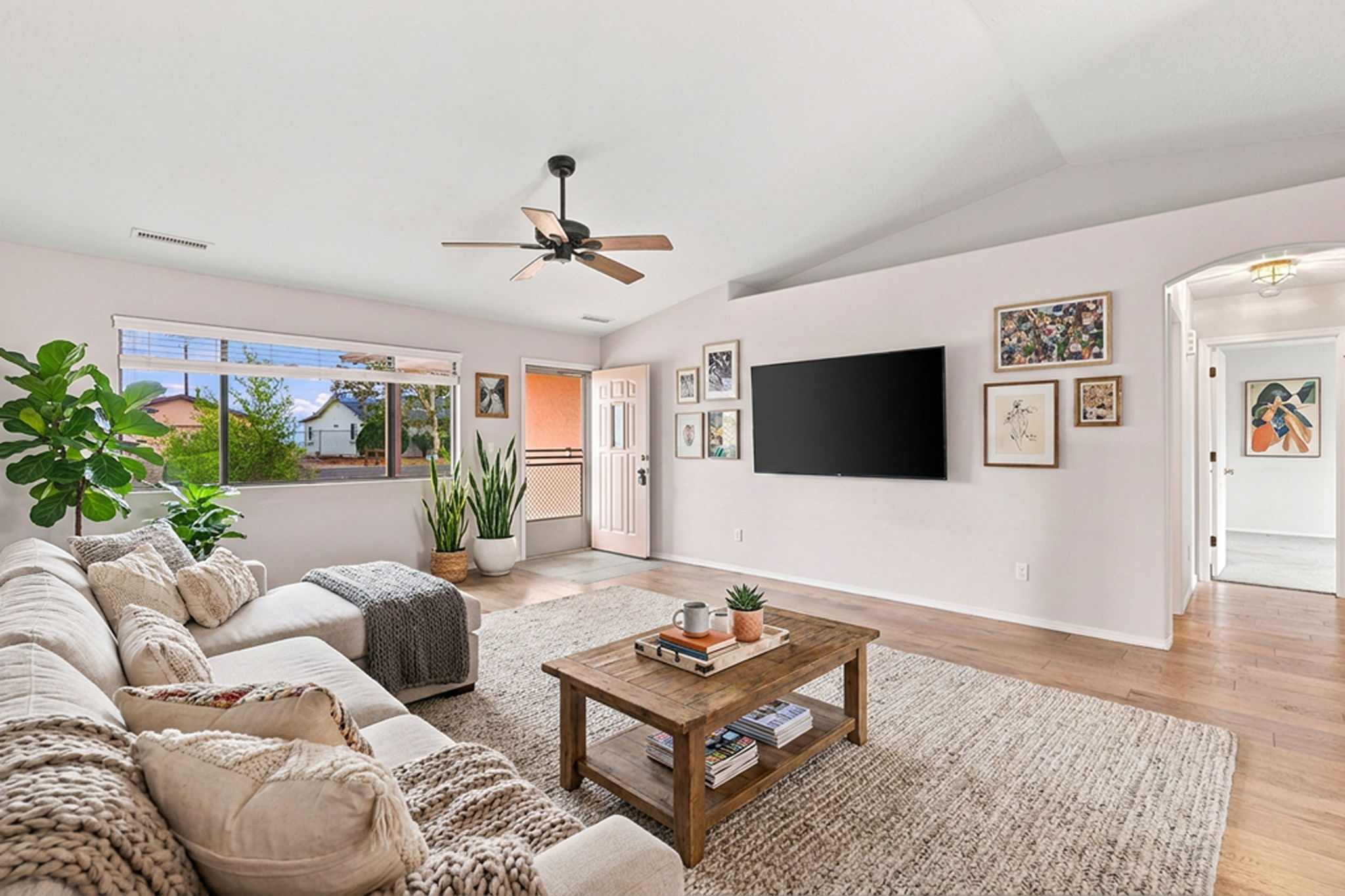 Living Room VS