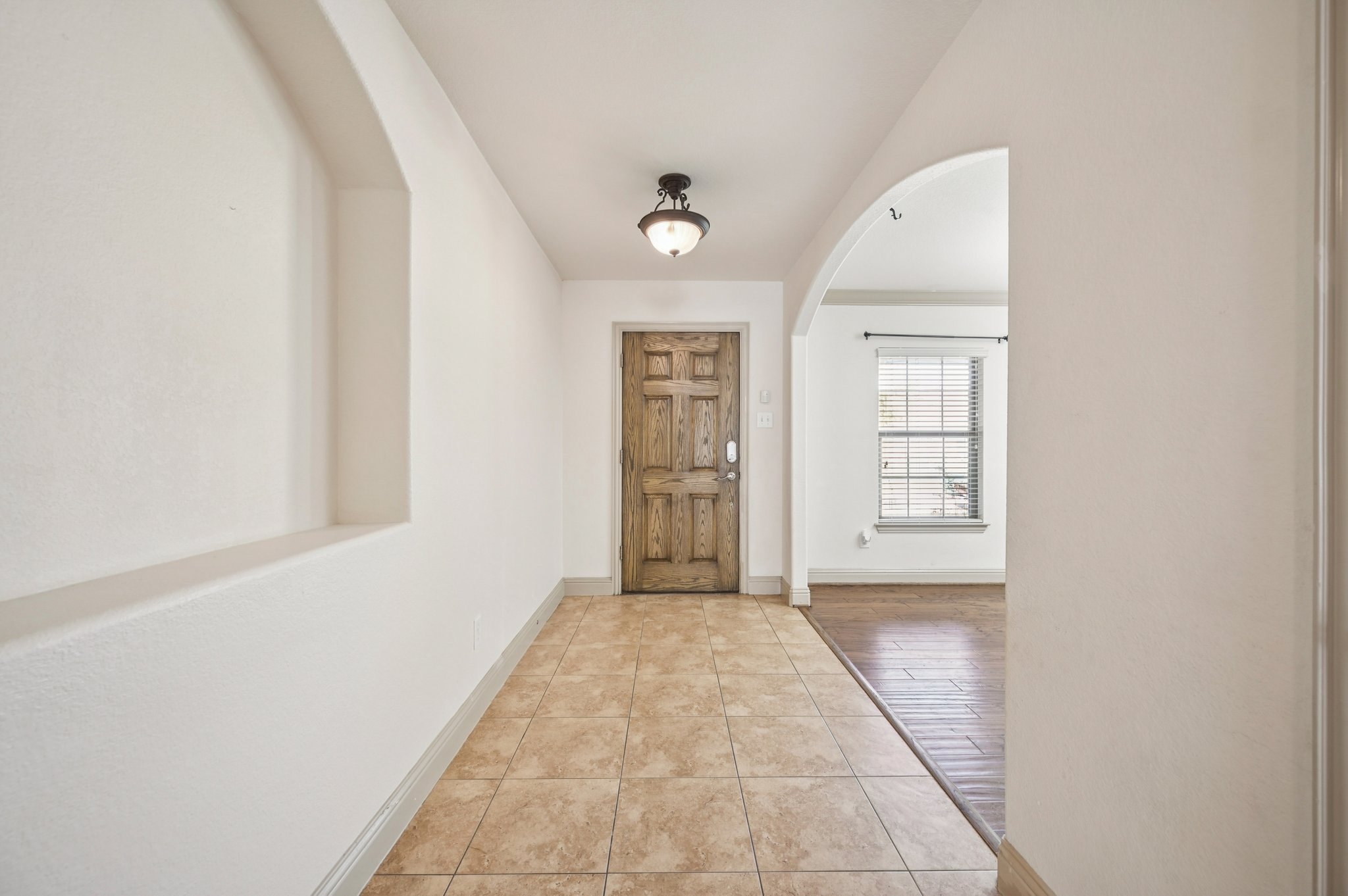 Springfield St-S2709-004.jpg