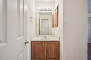 Springfield St-S2709-030.jpg