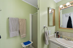  Photo 32