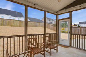 Screened-in Porch