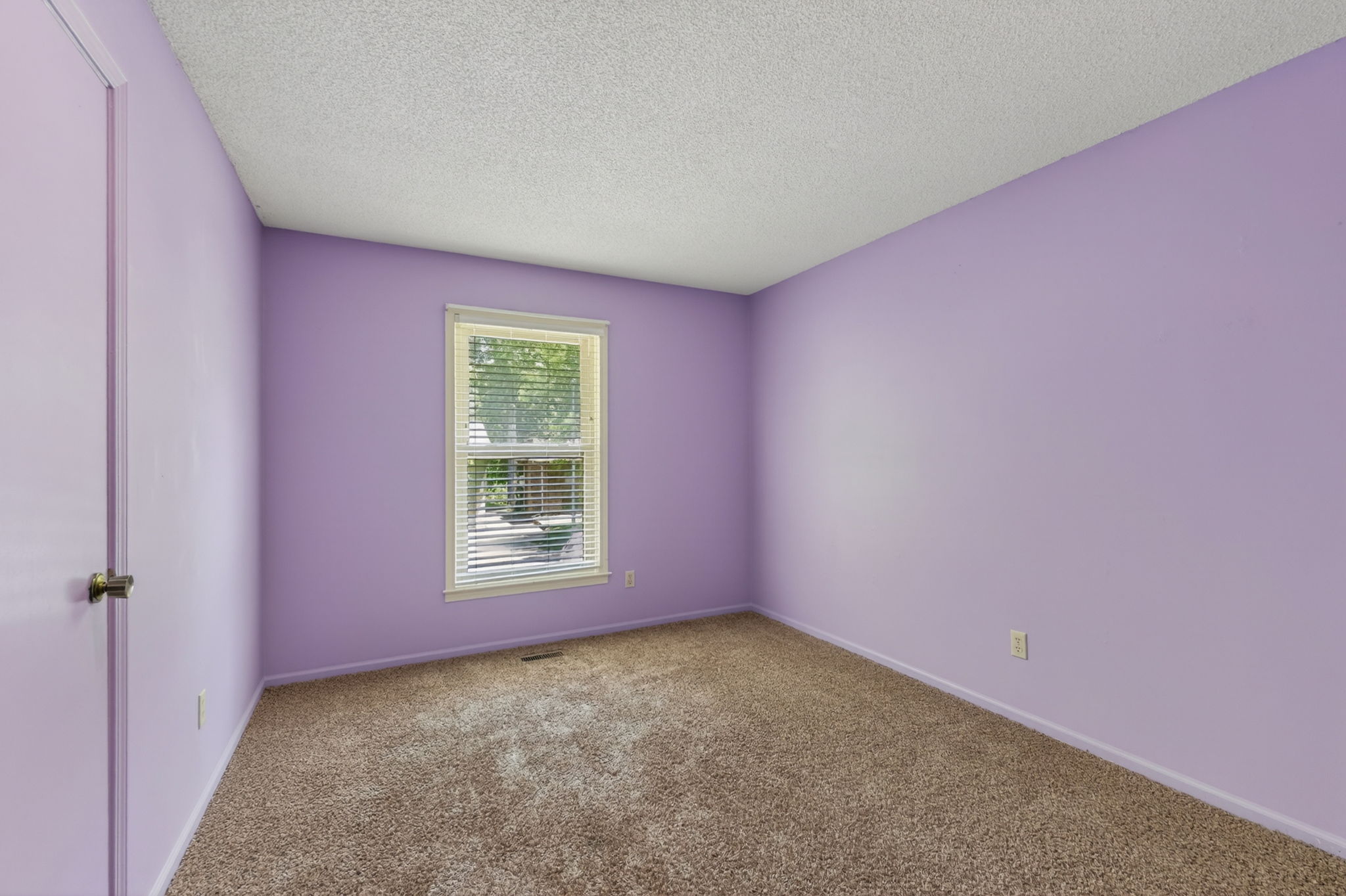 3902 N Colorado Ave-026