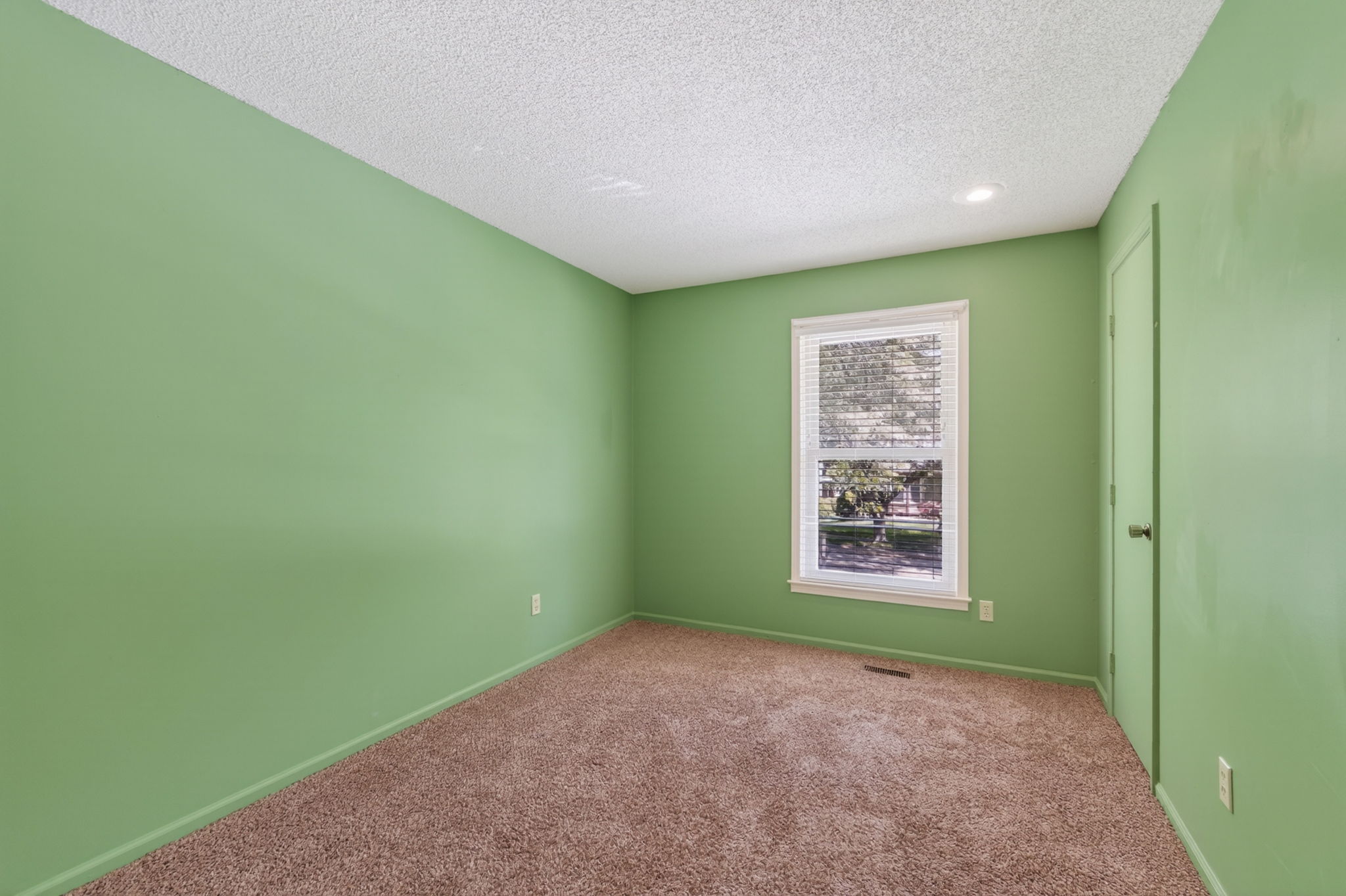 3902 N Colorado Ave-028