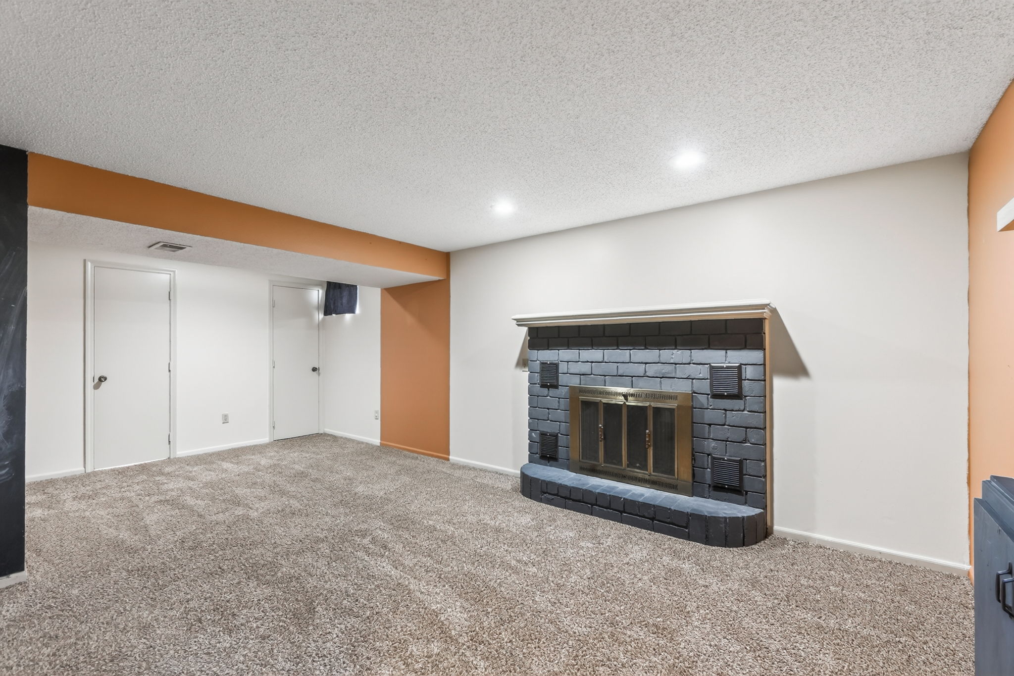 3902 N Colorado Ave-031