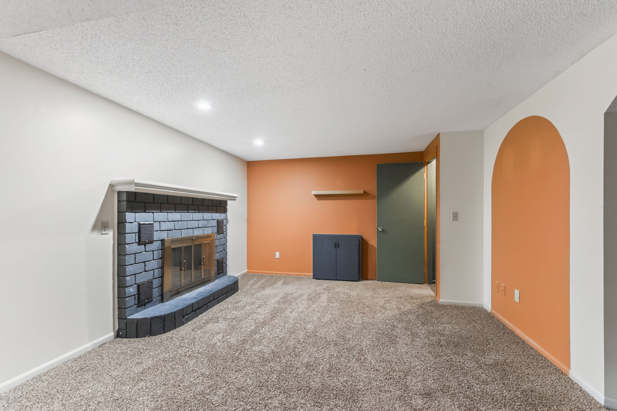 3902 N Colorado Ave-032