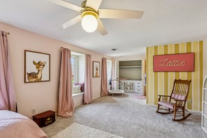 N Valley Dr-S1004-029.jpg