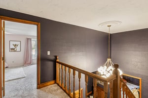 N Valley Dr-S1004-040.jpg