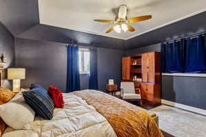 N Valley Dr-S1004-045.jpg