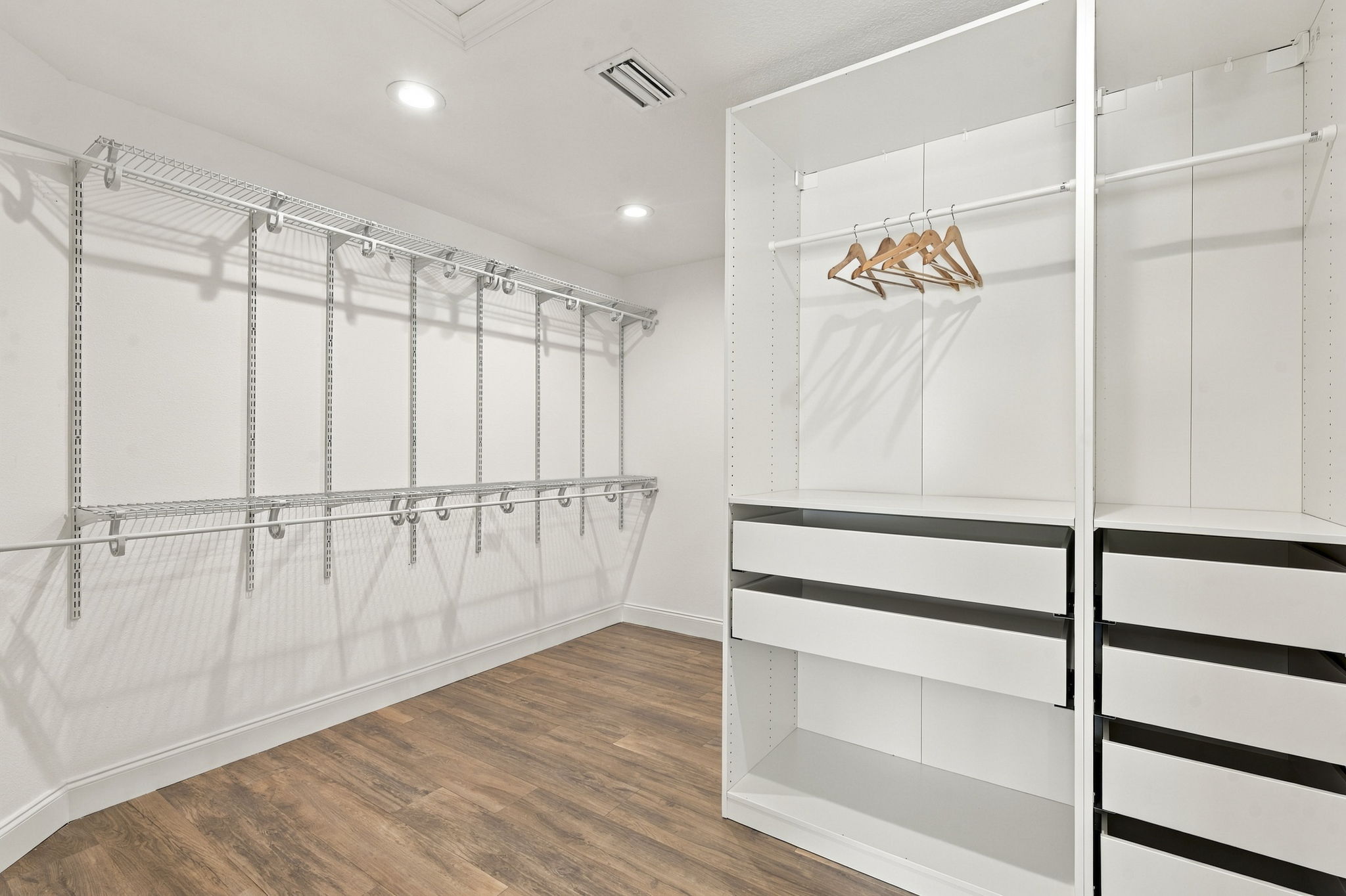 Interiors (11)