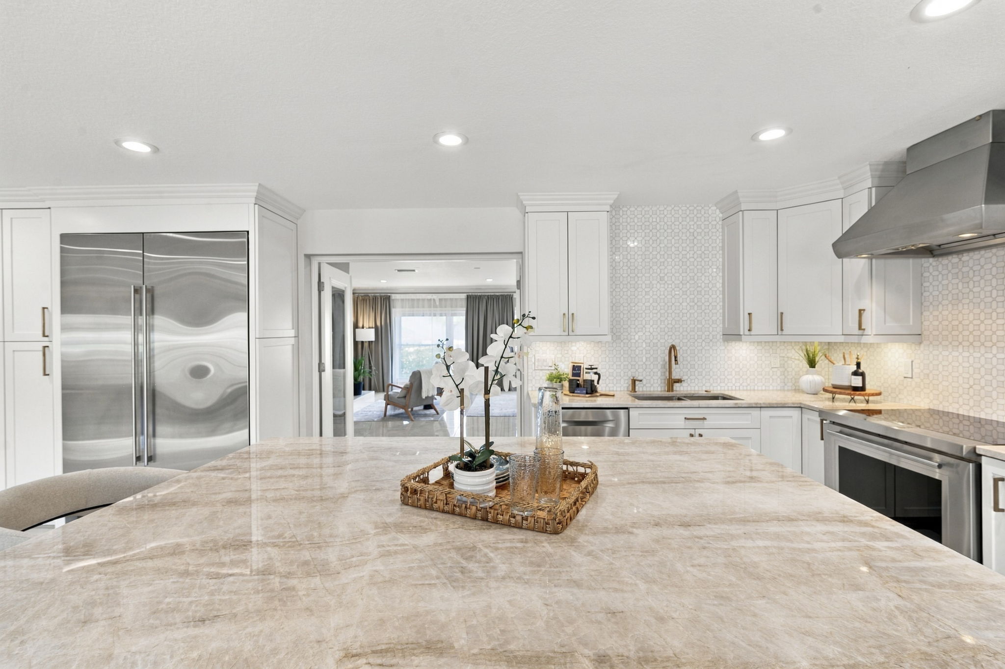 Interiors (25)