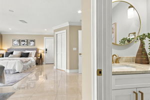 Interiors (38)