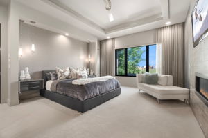 Luxurious Primary suite