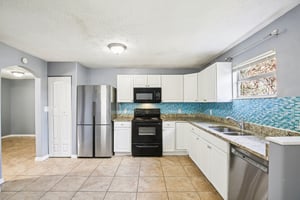 W Lake Dr-S0303-010.jpg