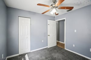 W Lake Dr-S0303-017.jpg