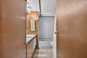  Photo 35