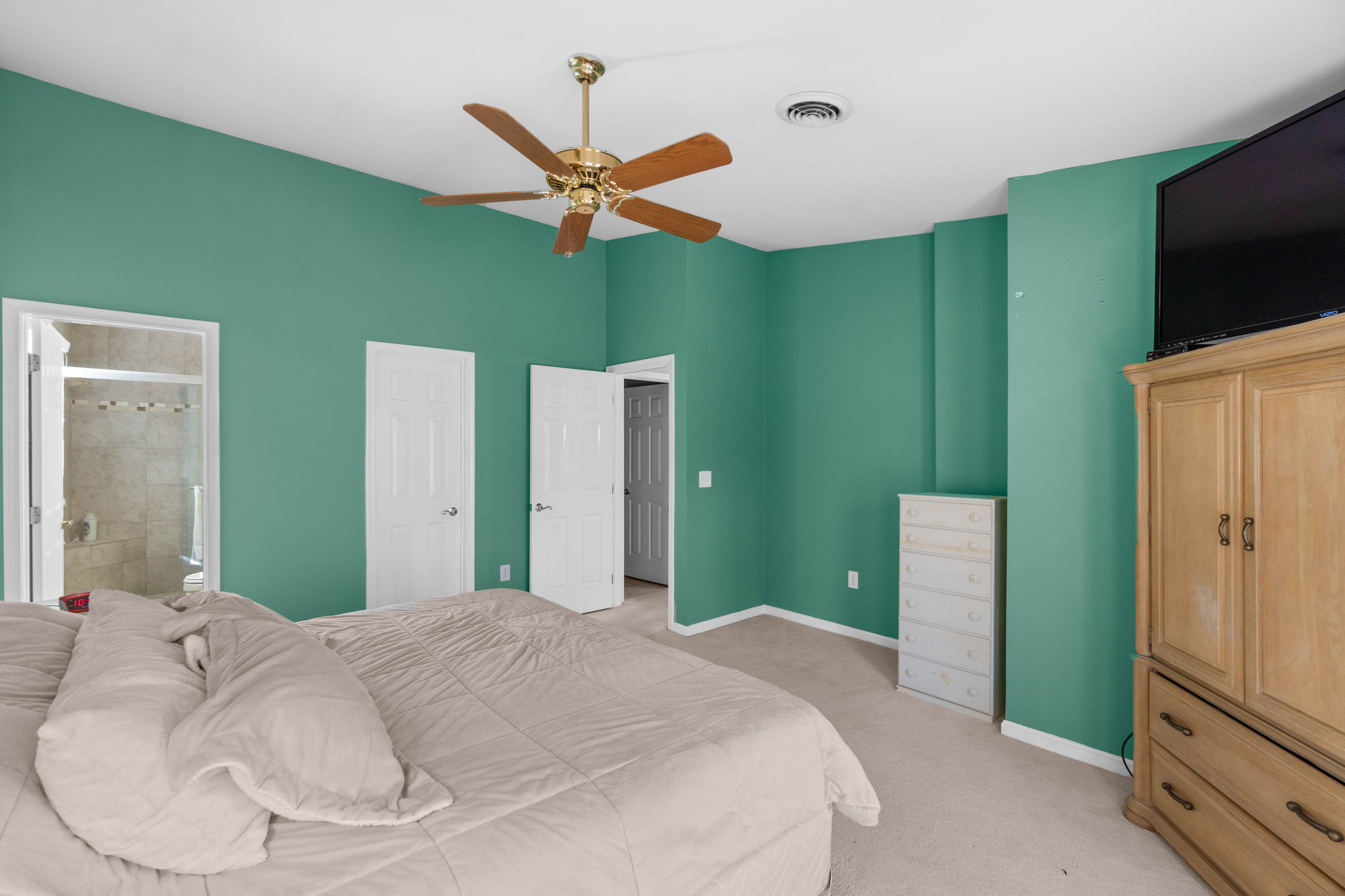 28 bedroom