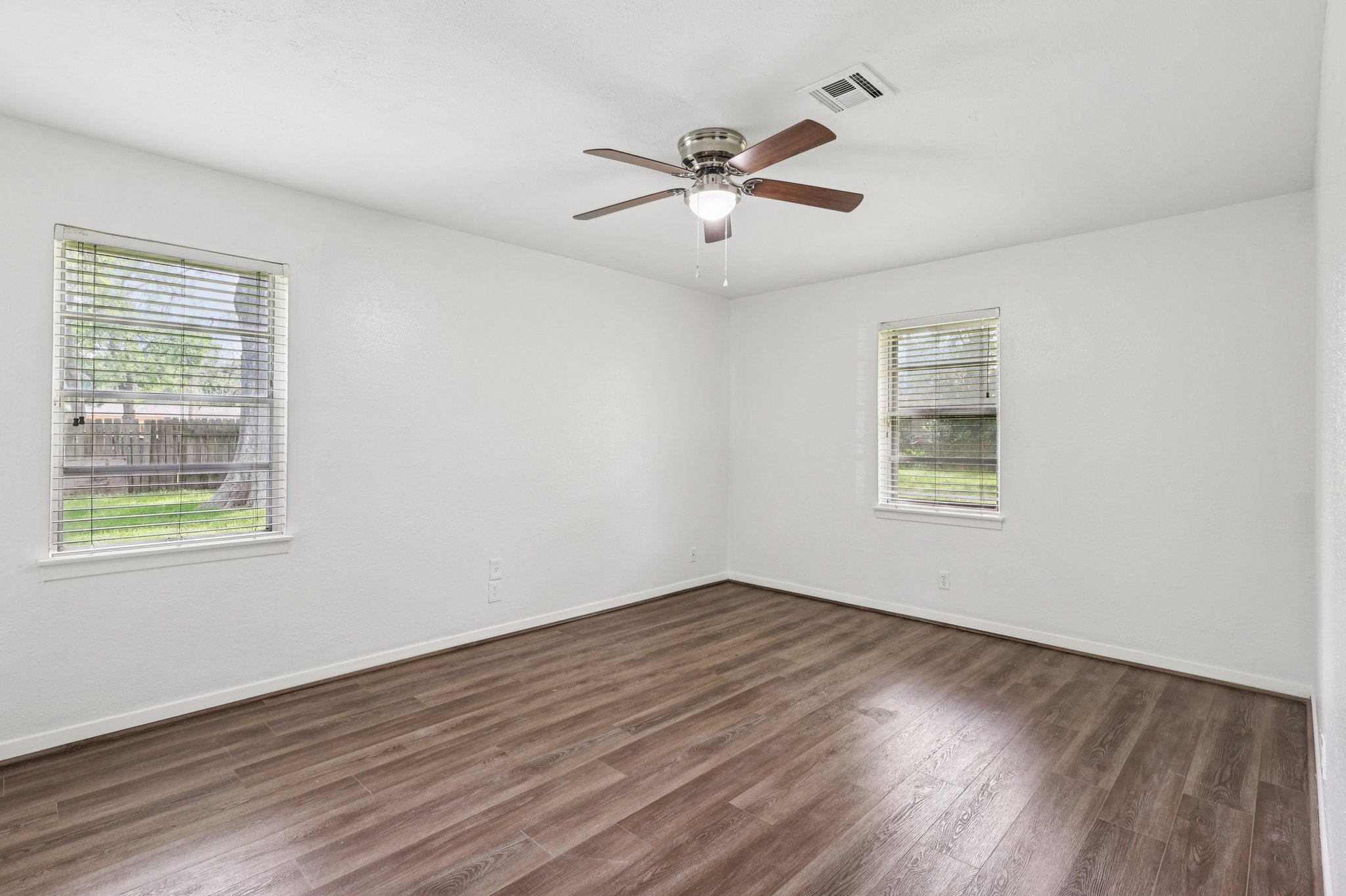 Galway Ln-S1804-017.jpg